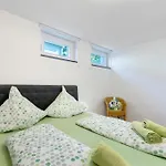 Casa - * Moos