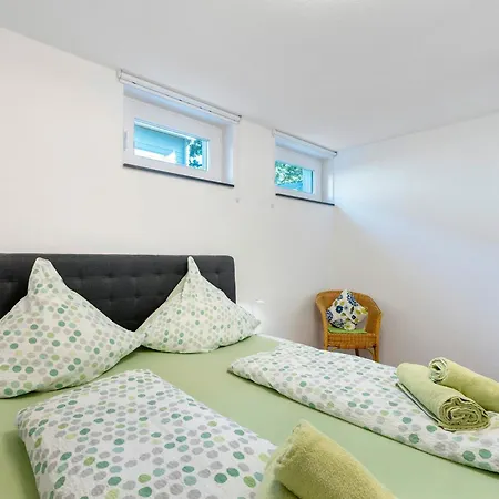 Apartamento Casa - *