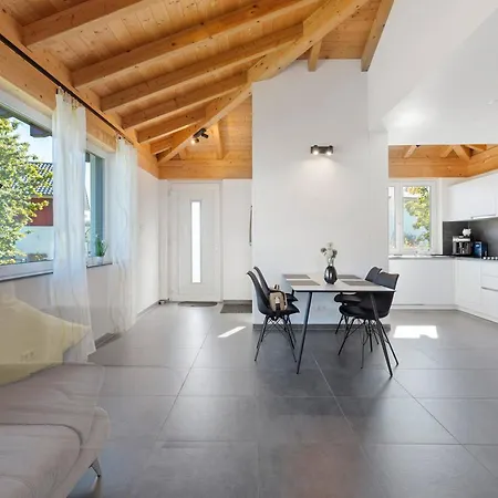 Casa - Apartamento *